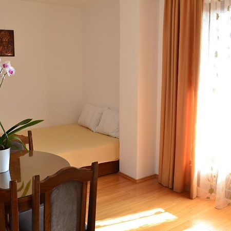 Apartment Matea Petrovac Ngoại thất bức ảnh